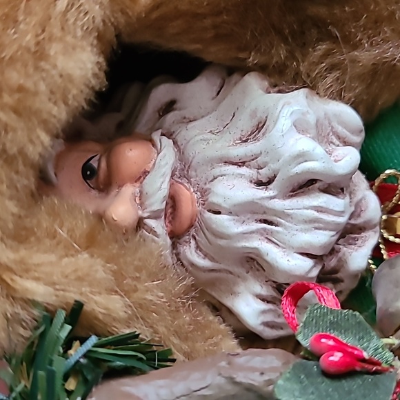 Woodland Santa Statue, 10 1/2” tall, Fabric mache Santa Claus with bag fur trim. - Picture 7 of 7